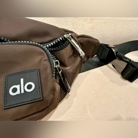 ALO Explorer Fanny Pack - Expresso - Picture 2 of 7